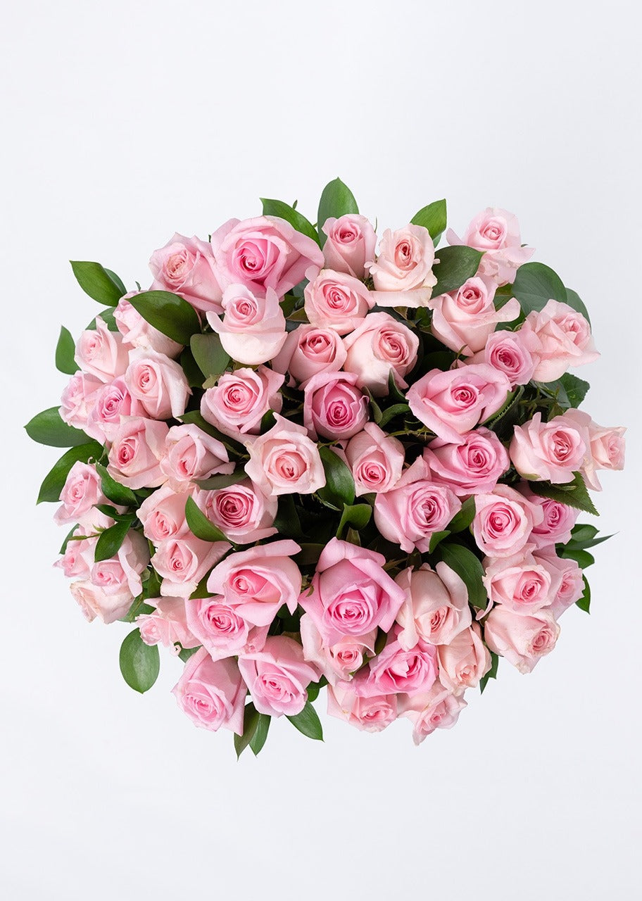 50 rosas rosas jarrón