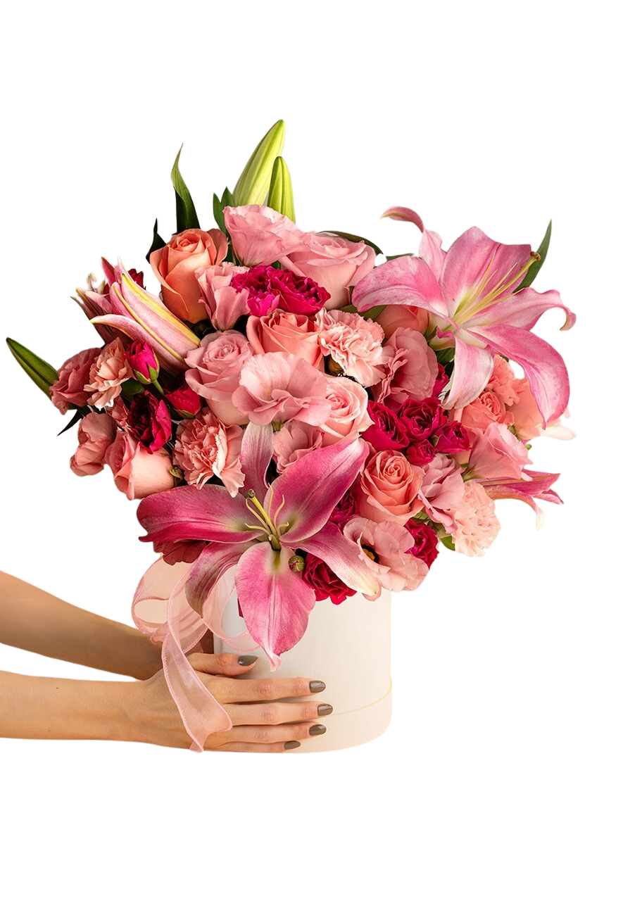 Caja con rosas y stargazers