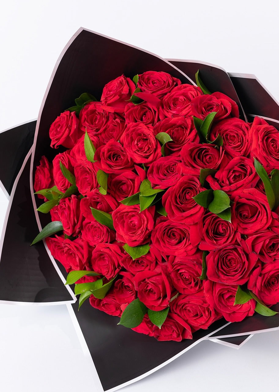 Ramo de 50 rosas rojas