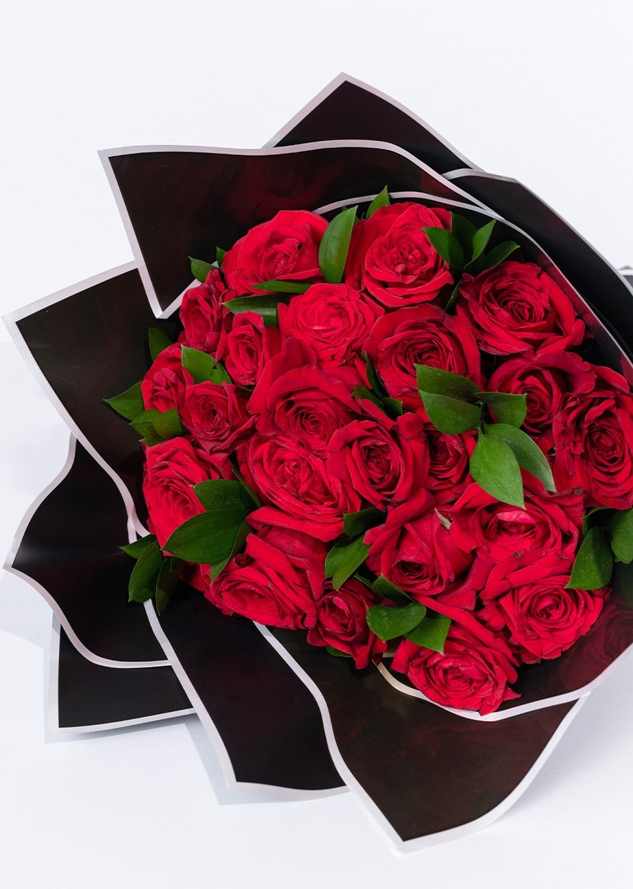 Ramo de 24 rosas rojas