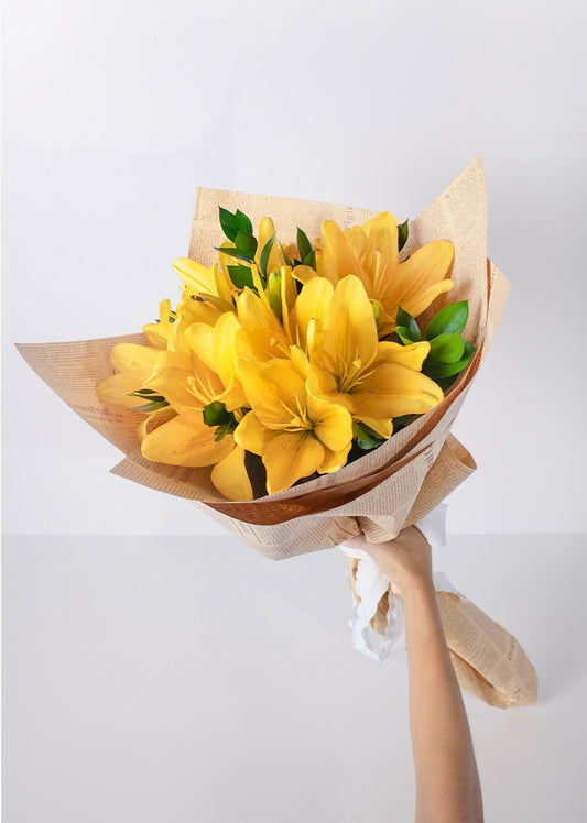 Ramo de 10 lilys amarillas