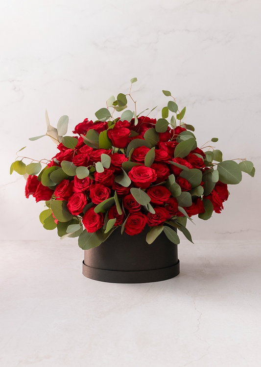 Caja con 50 rosas rojas