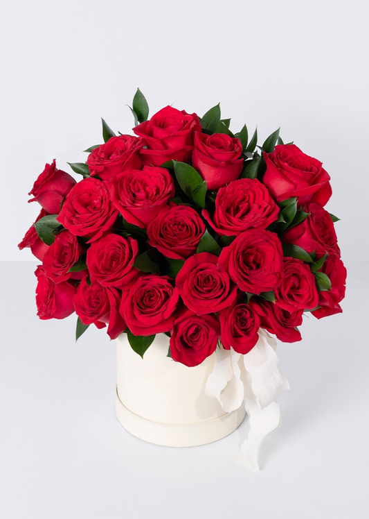 Caja con 24 rosas rojas