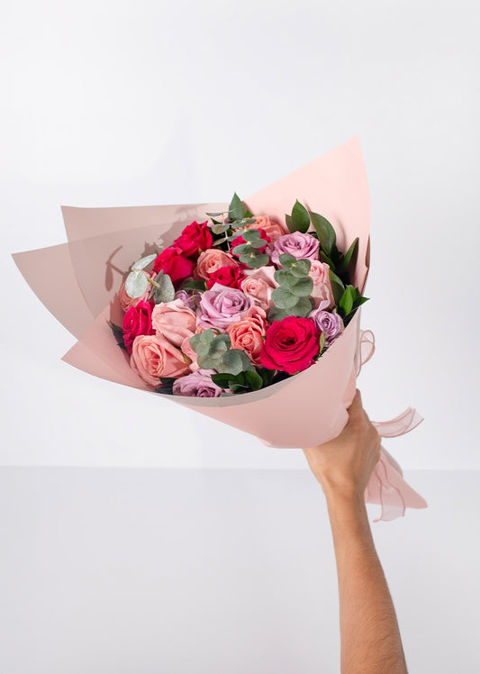 Ramo de 24 rosas de colores