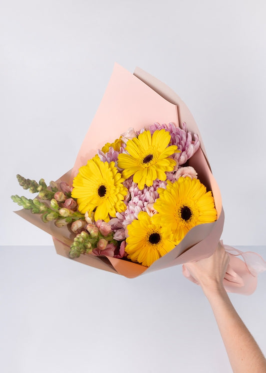 Ramo de 5 gerberas amarillas